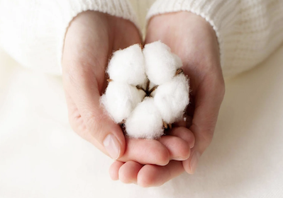 Как органические хлопковые прокладки Maxi помогают в дни обильных выделений, не создавая ощущения громоздкости?