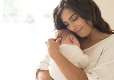 Стоит ли будить ребенка, чтобы сменить подгузник?